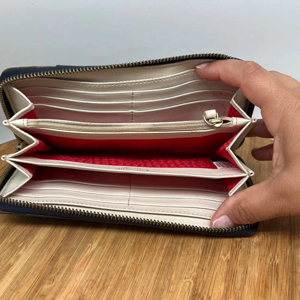 Kate Spade‎ Pebbled Leather Large Continental Wallet Clutch Purse